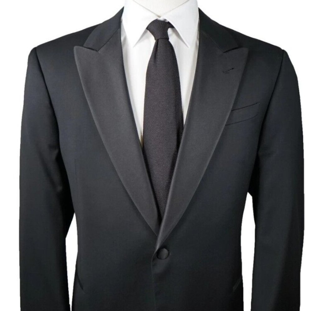 ARMANI COLLEZIONI “Giorgio” 1-Button Wide Peak Lapel Tuxedo Suit 44R Pants 42R